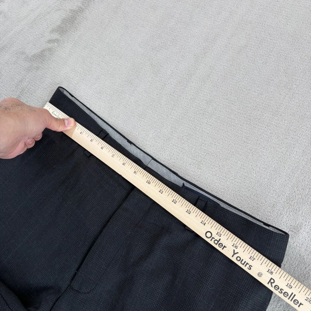 Banana Republic Classic Fit 100% Wool Trouser Pants in Grey Glen Check Men 35x30